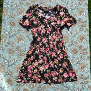 adorable vintage challis dress
